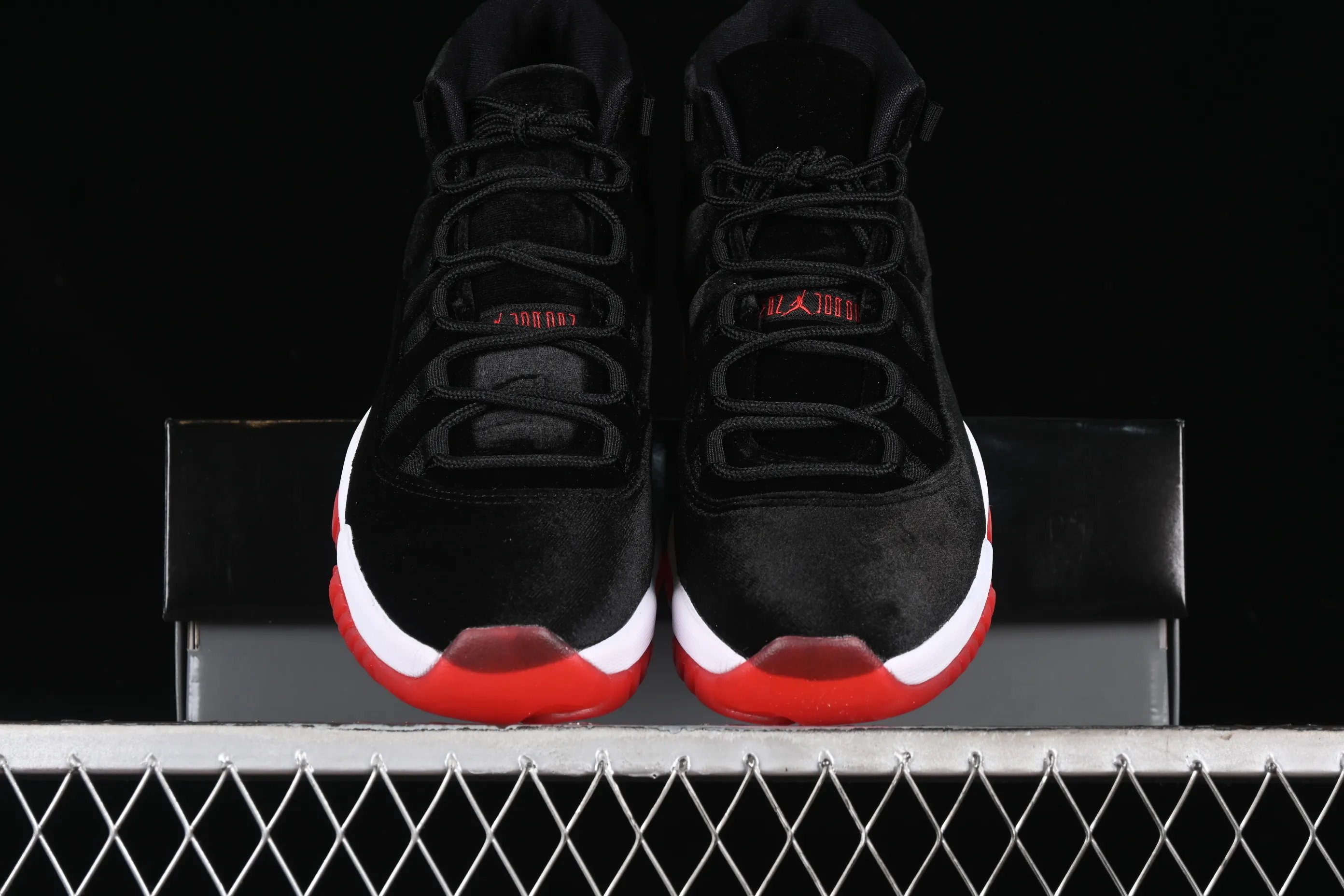 All categories Air Jordan Jordan series basketball shoes Air Jordan 11 F version Air Jordan 11 Retro "Bred Velvet" AJ11 Joe 11 black red velvet DB5457-061